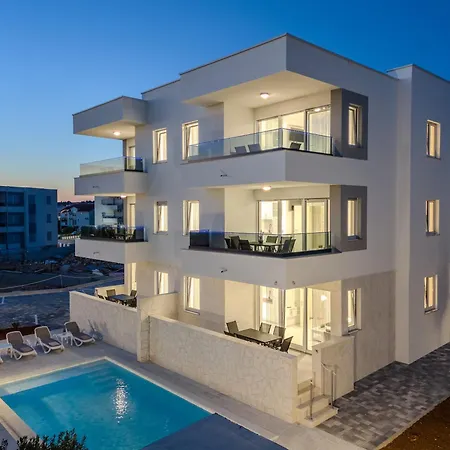 Villa Marimela Luxury Apartments Novalja Exterior photo