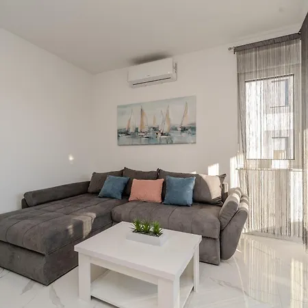 Villa Marimela Luxury Apartments Novalja Exterior photo
