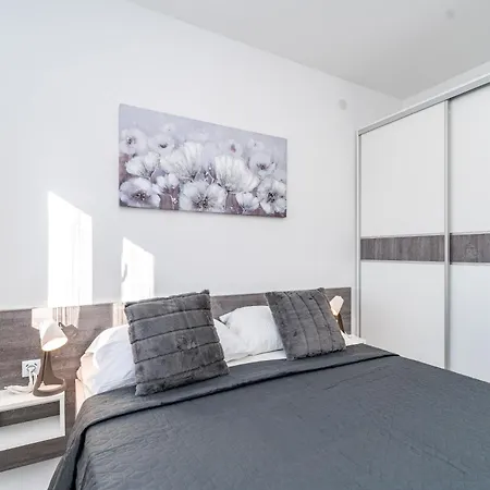 Villa Marimela Luxury Apartments Novalja Exterior photo