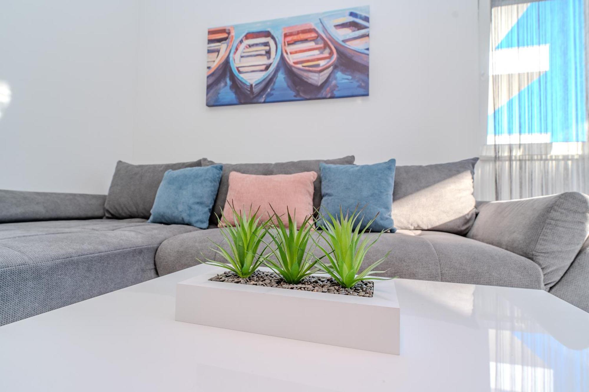 Marimela Luxury Apartment Novalja