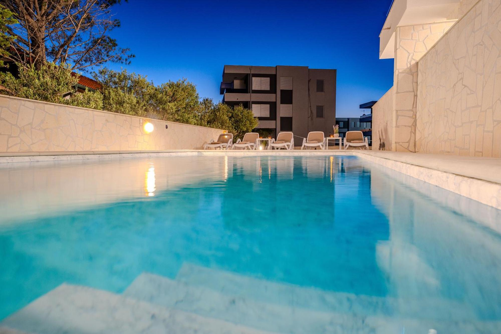 Marimela Luxury Apartment Novalja